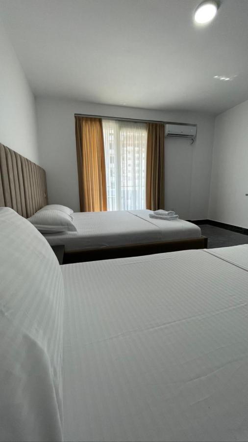 Leodori 3 Suites Шенгін Екстер'єр фото