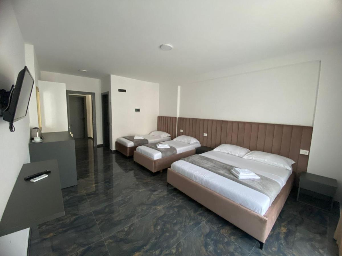 Leodori 3 Suites Шенгін Екстер'єр фото