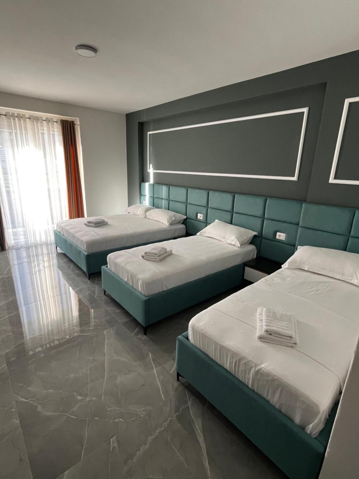 Leodori 3 Suites Шенгін Екстер'єр фото